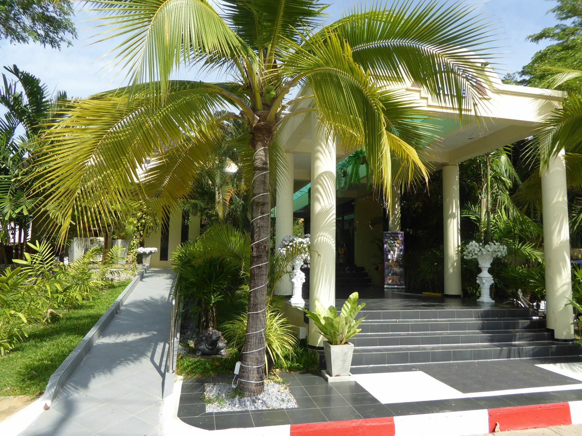 באן פה The Orchid Beach Resort @ Vip Chain Resort מראה חיצוני תמונה