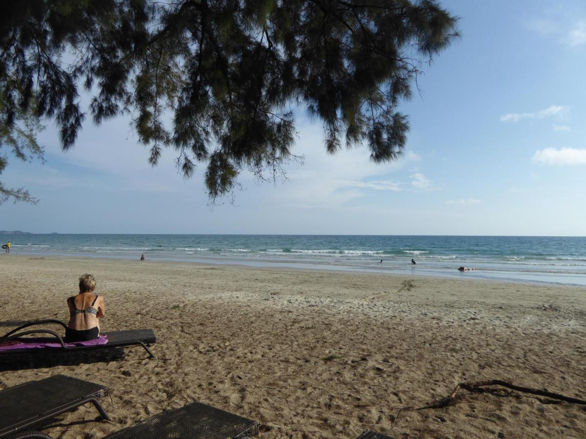 באן פה The Orchid Beach Resort @ Vip Chain Resort מראה חיצוני תמונה